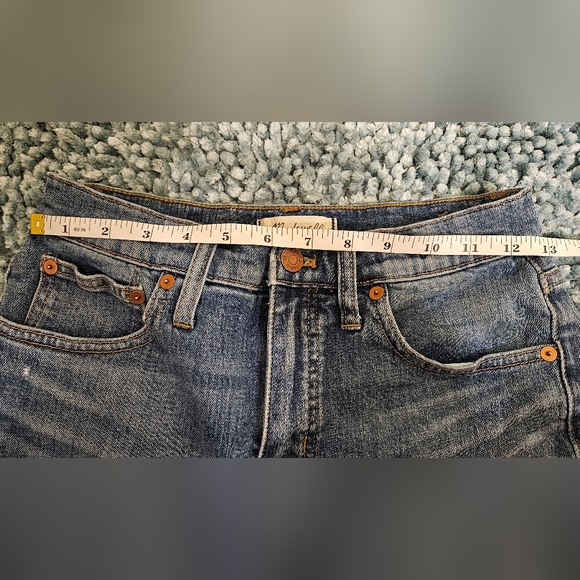 Madewell Blue Denim Shorts Raw Hem Women’s Casual HIGH- RISE - Picture 11 of 13